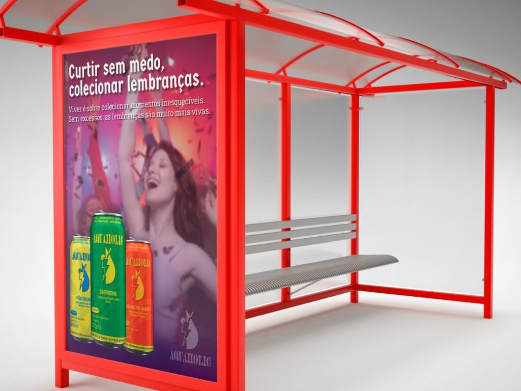 Cartaz da Aquaholic em abrigo de ônibus