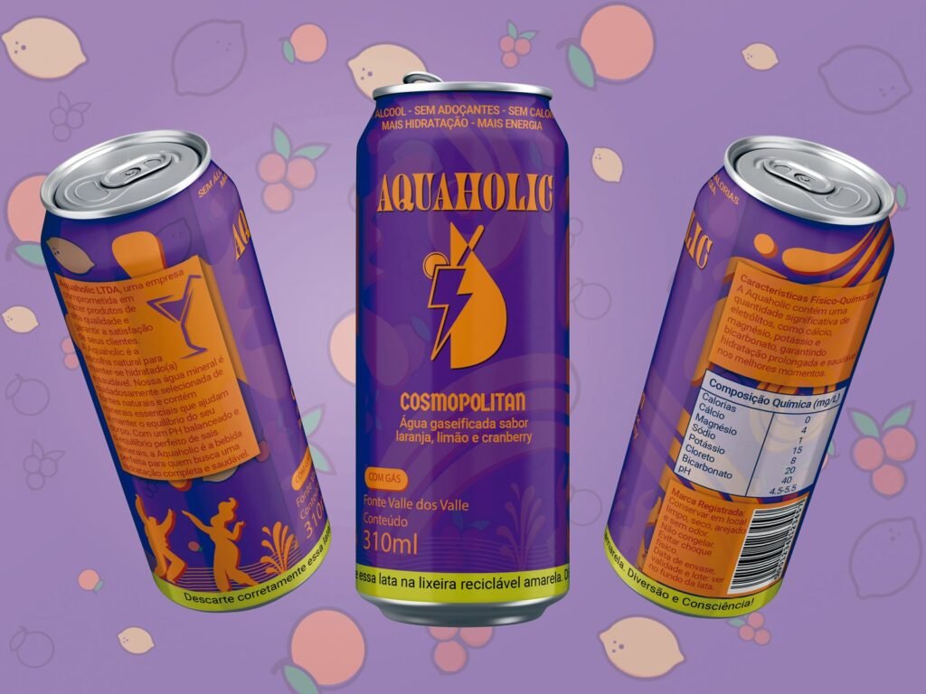 Três latas de Aquaholic Cosmopolitan